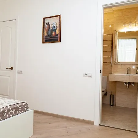 Uspenska Near Sea And Center Of City Apartment Odesa